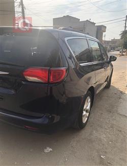 کرایسلەر پاسیفیکا